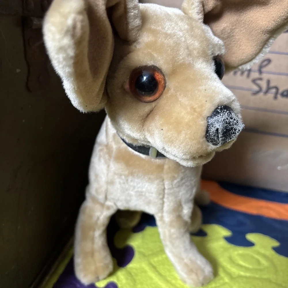 Vintage 1998 Taco Bell Chihuahua Plush Dog 